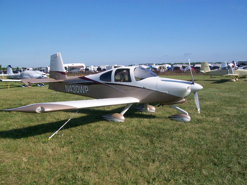 100_0133s.JPG