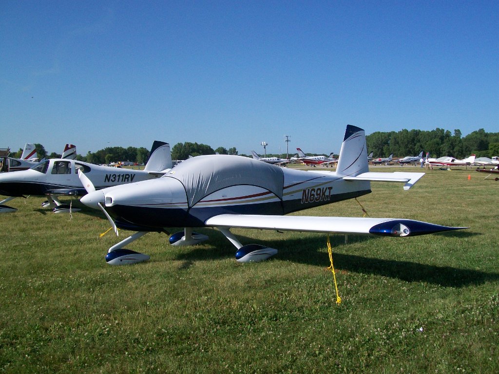 100_0135s.JPG