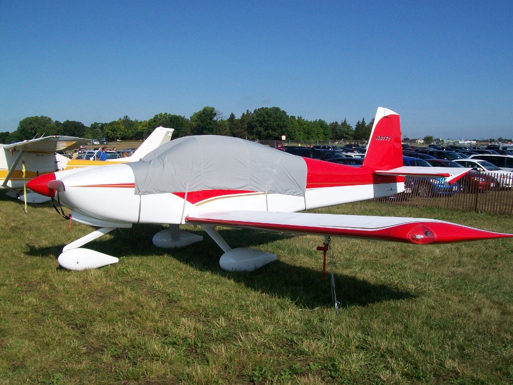 100_0142s.JPG