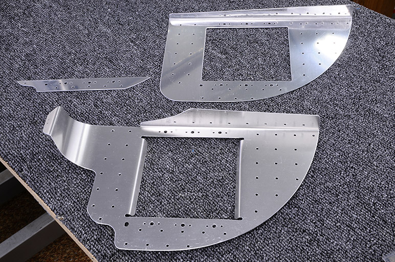 2009.10.11_-_RV-8_-_IO-390_And_Oversized_SW10610R_Oil_Cooler_Installation_(18).jpg