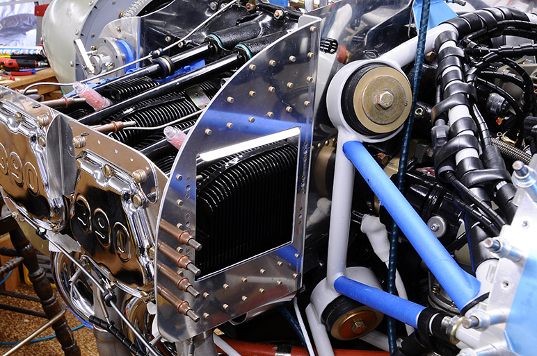 2009.10.11_-_RV-8_-_IO-390_And_Oversized_SW10610R_Oil_Cooler_Installation_(24).jpg