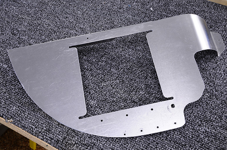 2009.10.11_-_RV-8_-_IO-390_And_Oversized_SW10610R_Oil_Cooler_Installation_(5).jpg