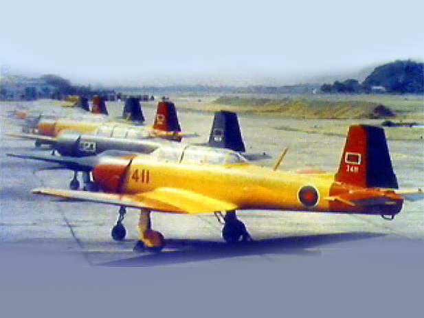 Bangladesh_cj-6_baf_01012.jpg