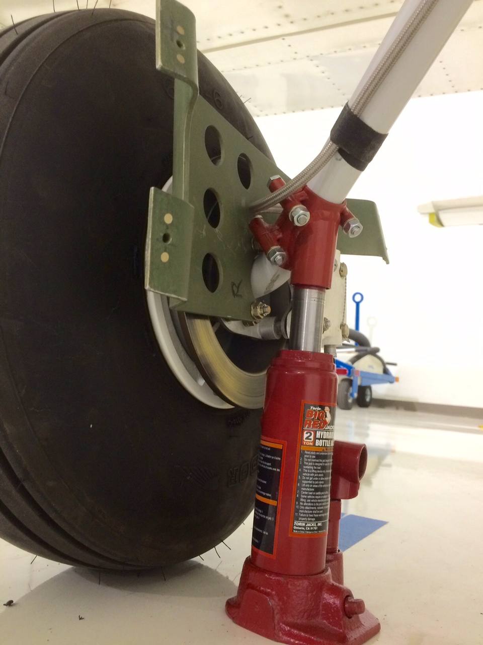 wheel_jack.jpg